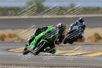 media/Oct-08-2022-SoCal Trackdays (Sat) [[1fc3beec89]]/Turn 14 (1050am)/